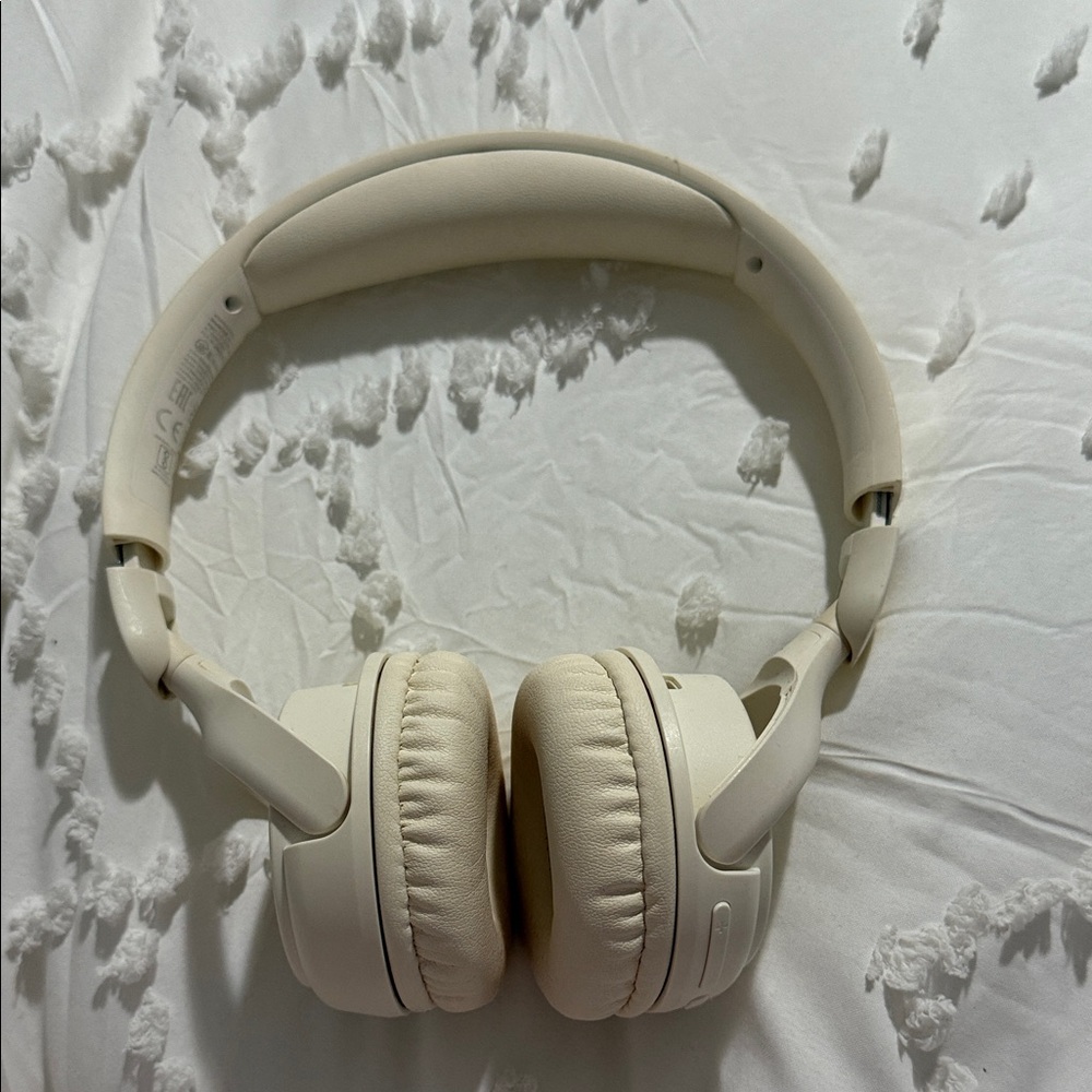 Adjustable Wireless Cream Headphones
